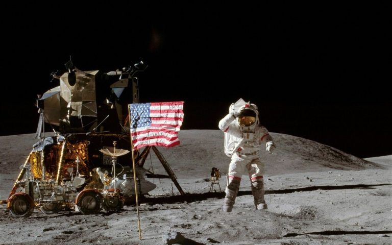 Wem gehört der Mond?