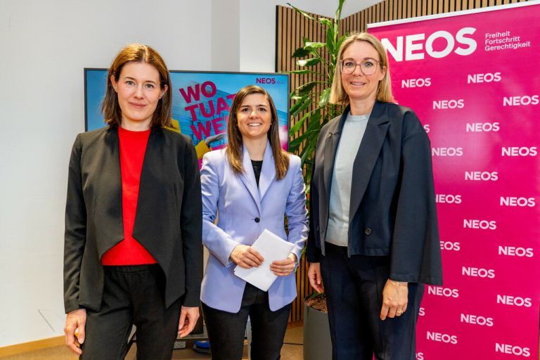 Gamon, Lackner und Fuchs.⇒neos