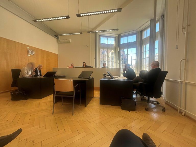 Im vergangenen Herbst sorgten Kündigungen in der Therapiestation Carina in Feldkirch für Aufregung. Nun wird vor Gericht gestritten. ⇒Hartinger,⇒Stadler