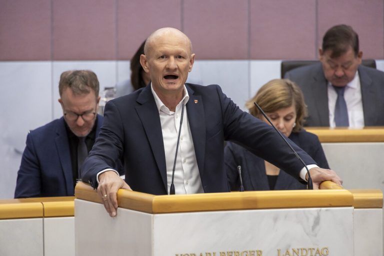 Joachim Weixlbaumer (FPÖ) unterstrich den gemeinsamen Weg der Vorarlberger Landtagsparteien zur Energieautonomie.