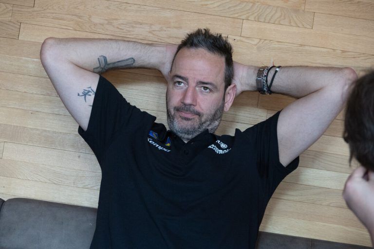 ÖHB-Cheftrainer Iker Romero war ganz relaxt beim Gespräch mit der NEUE.⇒ Klaus Hartinger