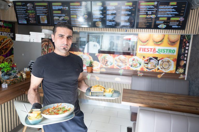 Seit anderthalb Jahren führt Mirza Othman sein Lokal mit Erfolg und Herzblut.Hartinger