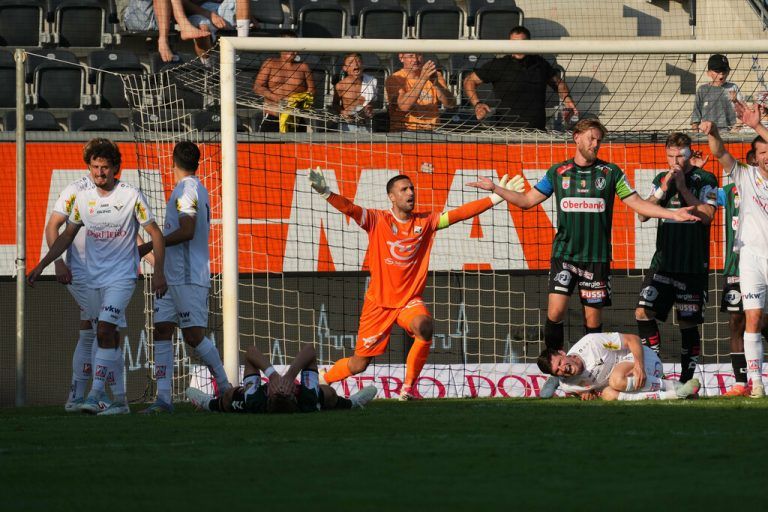 Das letzte Heimspiel im August des letzten Jahres konnten die Rheindörfler mit 1:0 für sich entscheiden. Auswärts setzte es im Dezember eine 3:0-Niederlage.⇒Stiplovsek