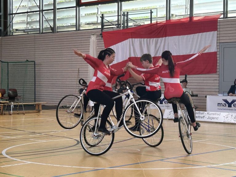 Der 4er des RC Röthis/RC Gisingen mit Lina Fritsch, Emilian Fritsch, Lilly Wagner und Emma Toplak. ⇒⇒Cycling Austria