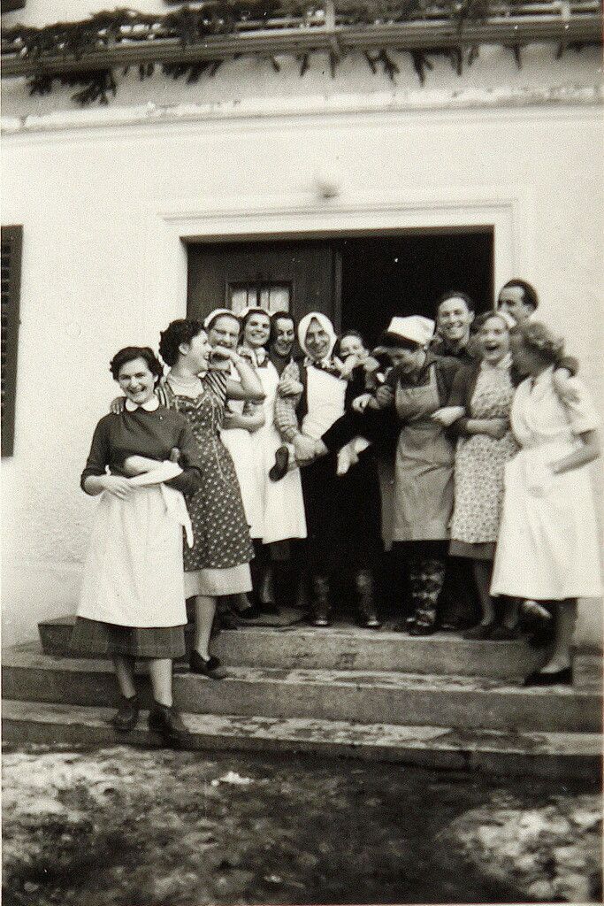 Der Film vereint historische Rückblicke mit Stimmen der Gegenwart.⇒Lichtspiel