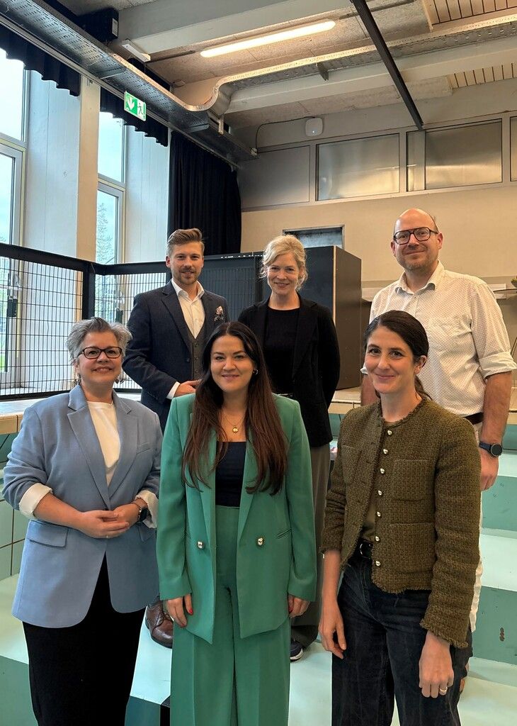 Der neue Aufsichtsrat nahm am 15. April die Arbeit auf. ⇒Montforthaus GmbH