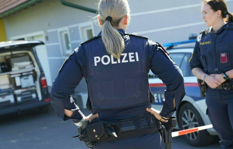 Die Tat wurde wohl in der Nacht auf Samstag verübt.⇒ APA/EXPA/MARCEL PAIL