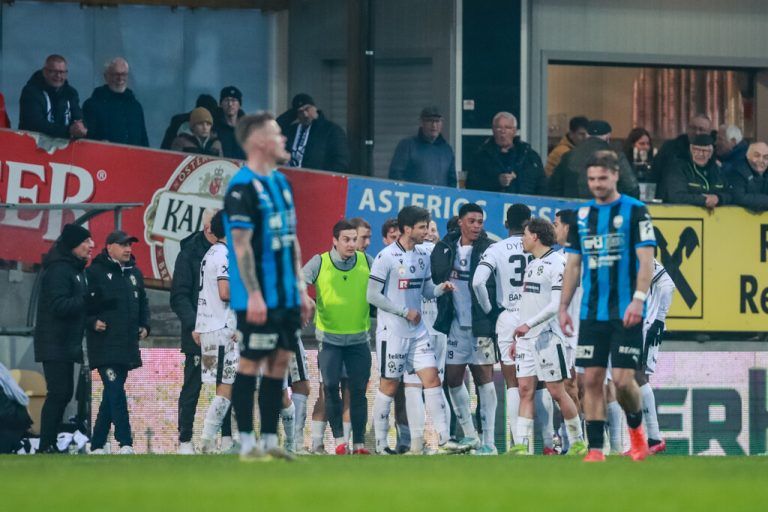 Ein langersehnter Sieg für Schwarz-Weiß Bregenz. Endlich gab es für die Heraf-Truppe wieder einen Grund zum Feiern. ⇒GEPA