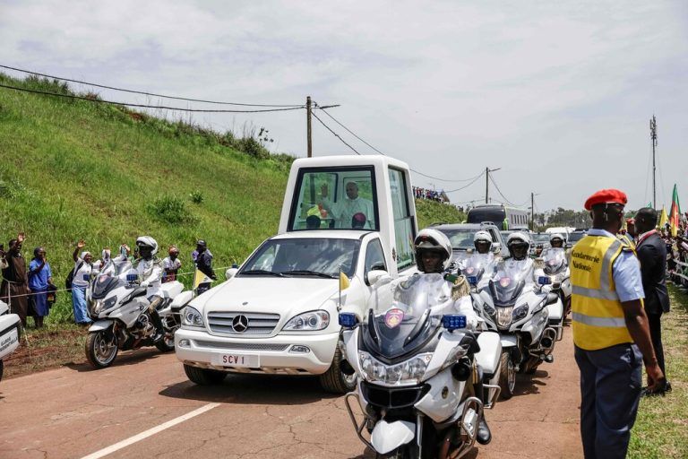 „Welt wird von Tyrannen zerstört“