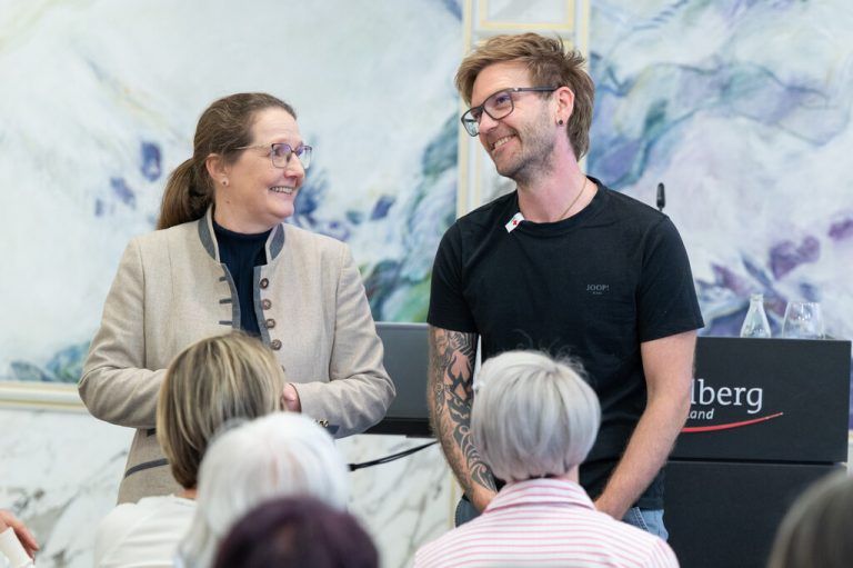 Landesrätin lobt Lesepaten