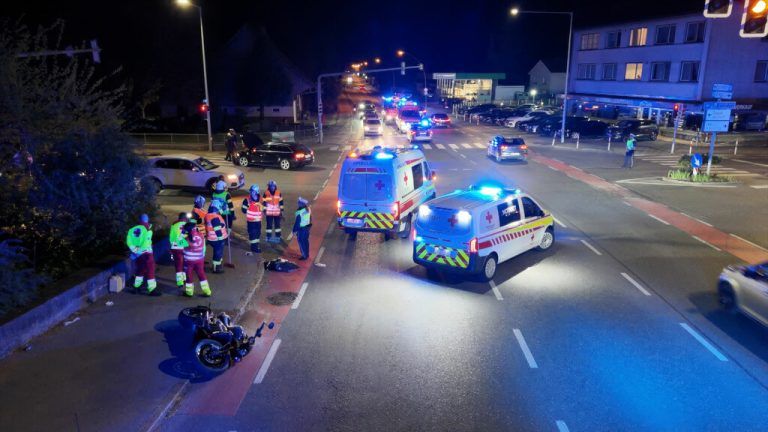Motorradfahrer schwer verletzt