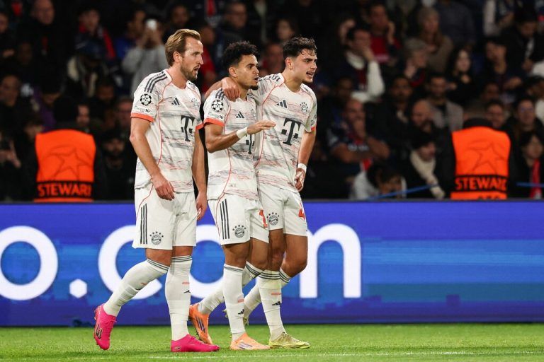 In der Ligaphase gewannen die Bayern zu zehnt in Paris 2:1.⇒AFP
