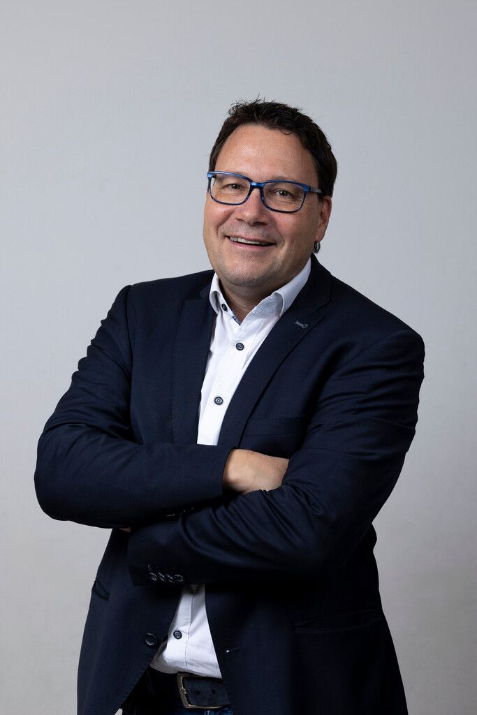 VHS-Direktor Stefan Fischnaller.⇒VHS