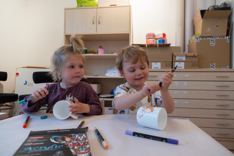 Mit kleinen Händen große Liebe zeigen