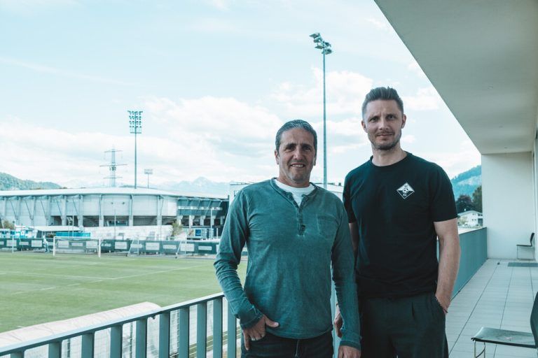 Leandro Simonelli (l.) und Sportdirektor Philipp Netzer.