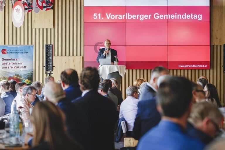 Vertreter der Vorarlberger Gemeinden diskutierten beim Gemeindetag über die Finanzlage der Kommunen. ⇒orarlberger Gemeindeverband/Rauch