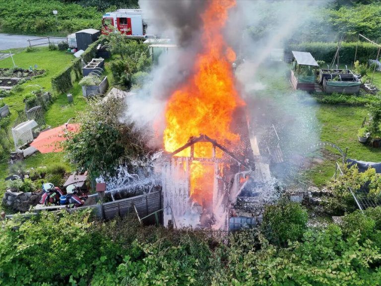 An der Gartenhütte entstand hoher Sachschaden. ⇒vol.at