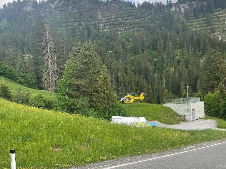Der Verunfallte wurde mit dem Hubschrauber ins LKH Feldkirch gebracht.⇒Privat