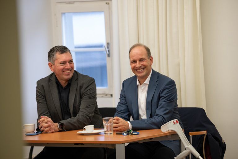 Markus Klien (l.) gibt das Amt als Stellvertreter von Dieter Egger (r.) ab.⇒Serra